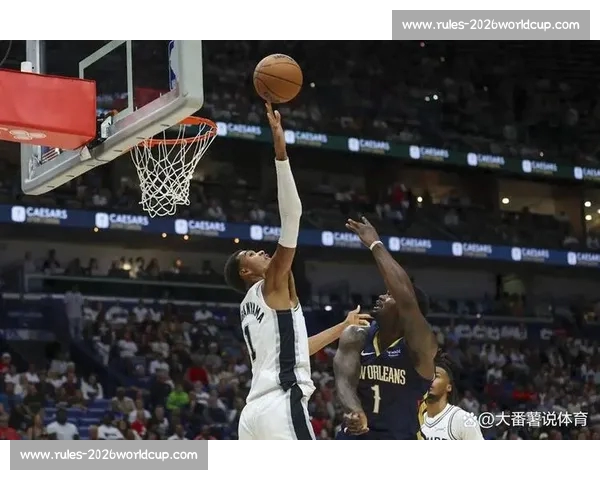 文班亚马复刻 C 罗经典 Siuuu!跨界致敬点燃体育圈共鸣 文班亚马复刻 C 罗经典 Siuuu!跨界致敬点燃体育圈共鸣