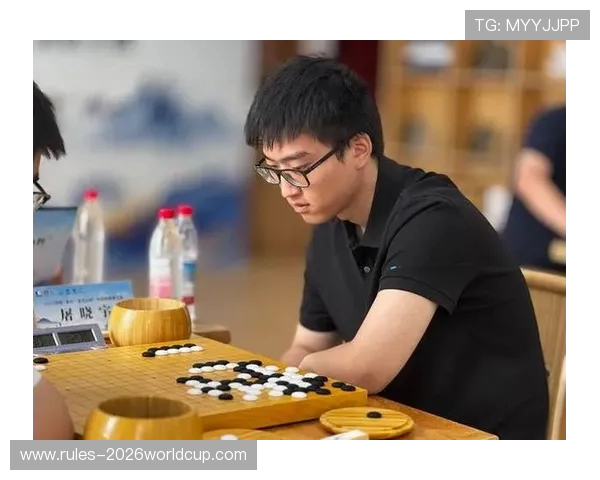 围甲第三轮王星昊逆转屠晓宇，许皓鋐弃子制胜；围乙朴文垚爆冷负赖均辅